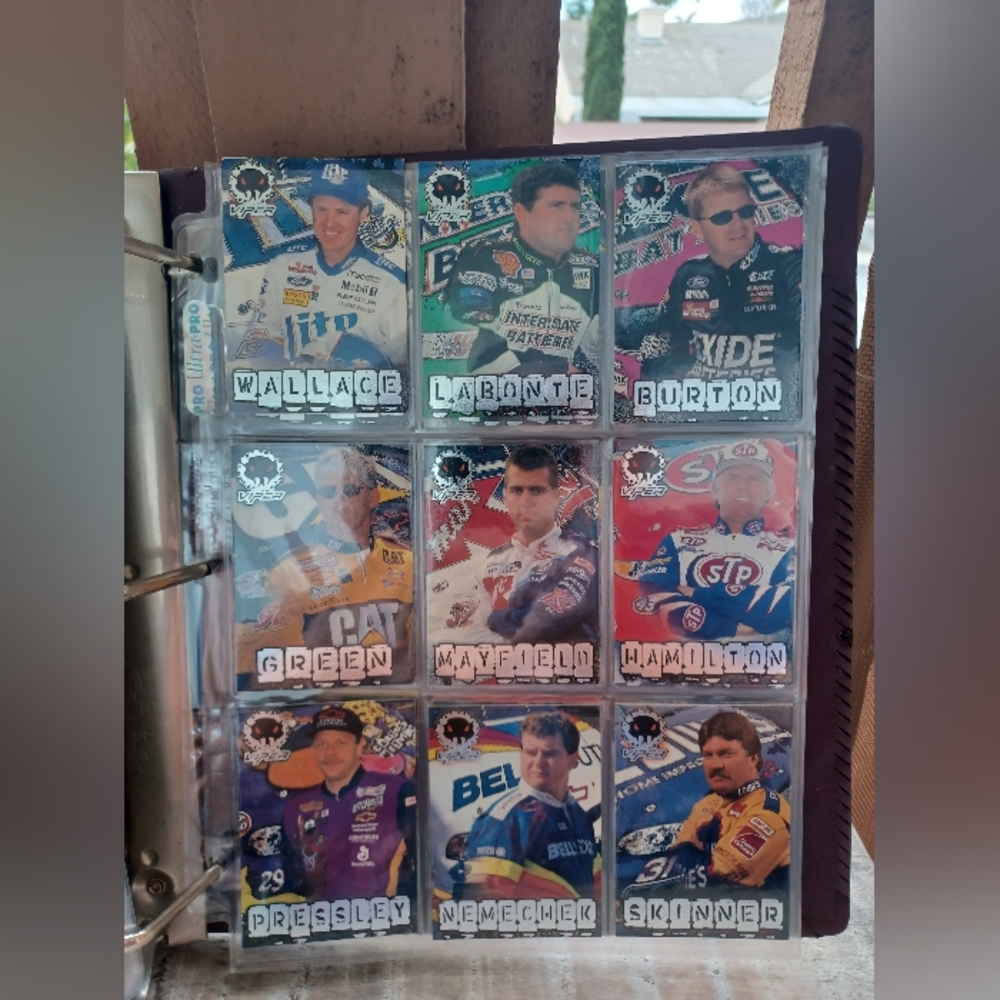 NASCAR Racing Cards Collection - Picture 3 of 4